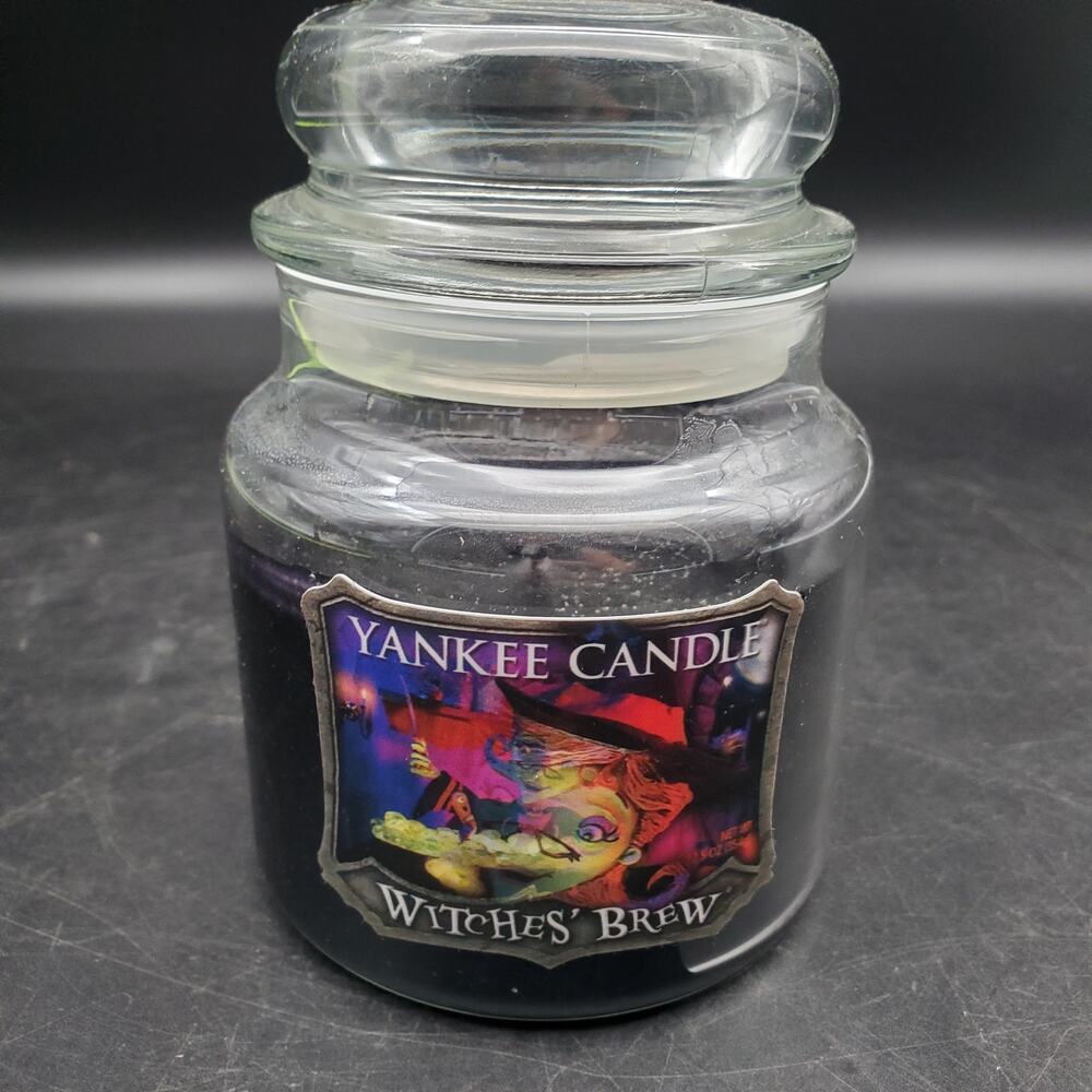 Yankee Candle Witches Brew Medium Jar Halloween Patchouli Black Candle